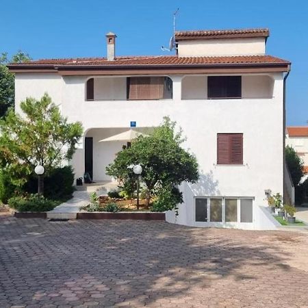 Apartmani Cerova Poreč Exterior foto