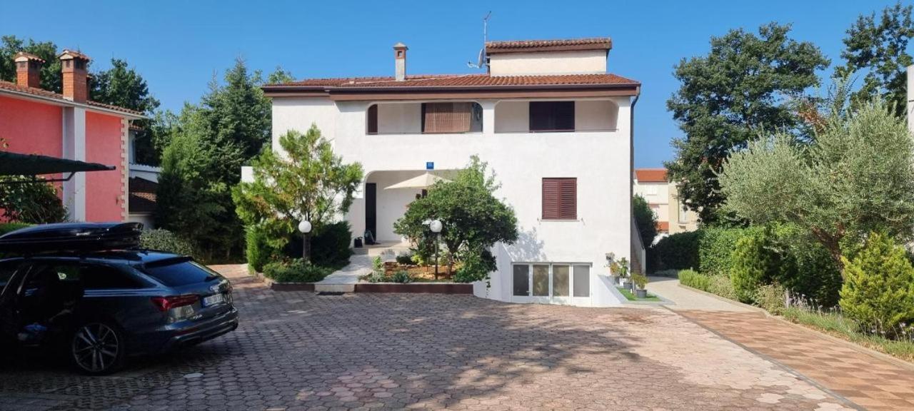 Apartmani Cerova Poreč Exterior foto