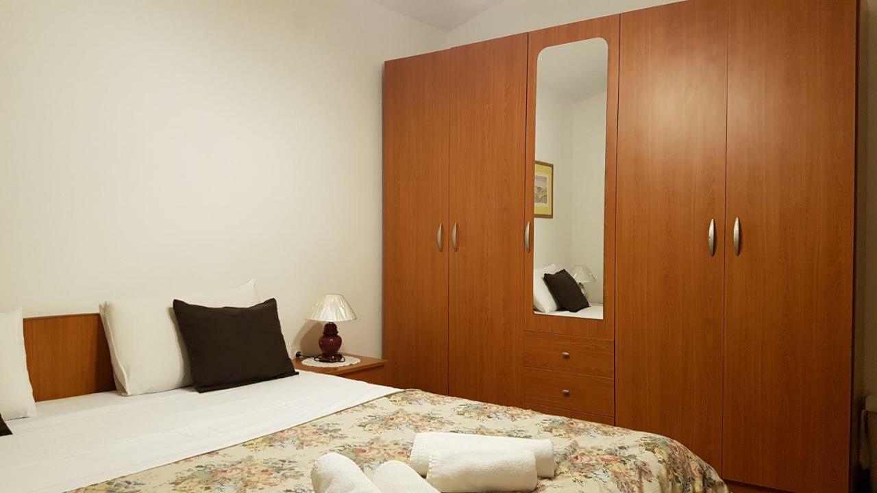Apartmani Cerova Poreč Exterior foto